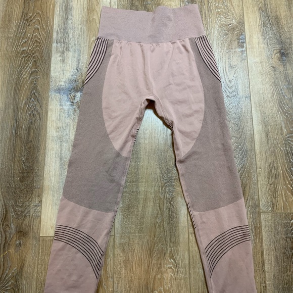 Women High Waist Push Up Leggings - Picture 2 of 8